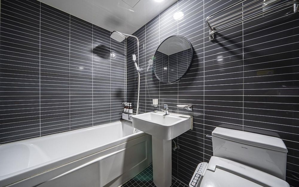 undefined Daejeon Yongjeon Hotel Box 10