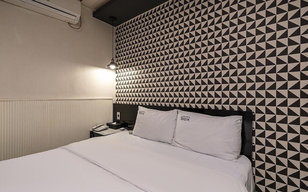 undefined Daejeon Yongjeon Hotel Box 9