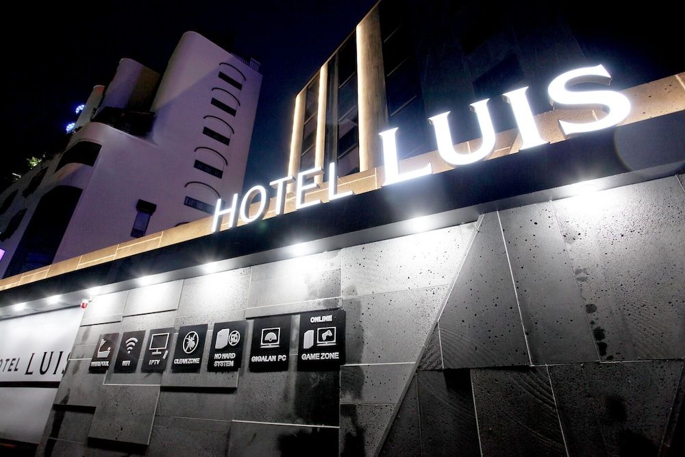 undefined Daejeon Munchang Luis 4