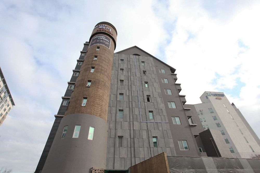 undefined Daejeon Yuseong Lexy