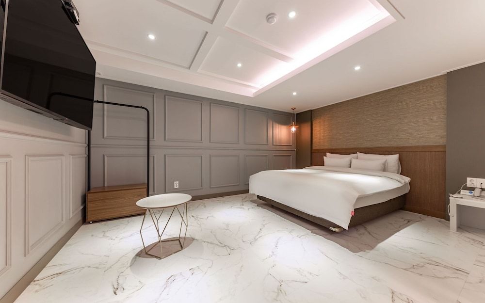 undefined Daejeon Yongjeon Momo 5