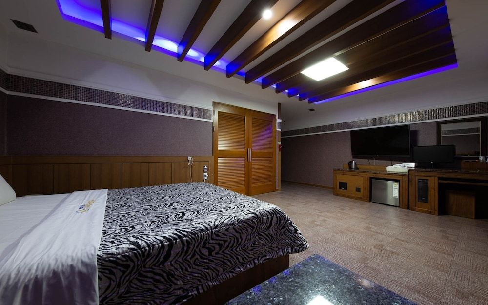 undefined Daejeon Yuseong Cinema Etel 9