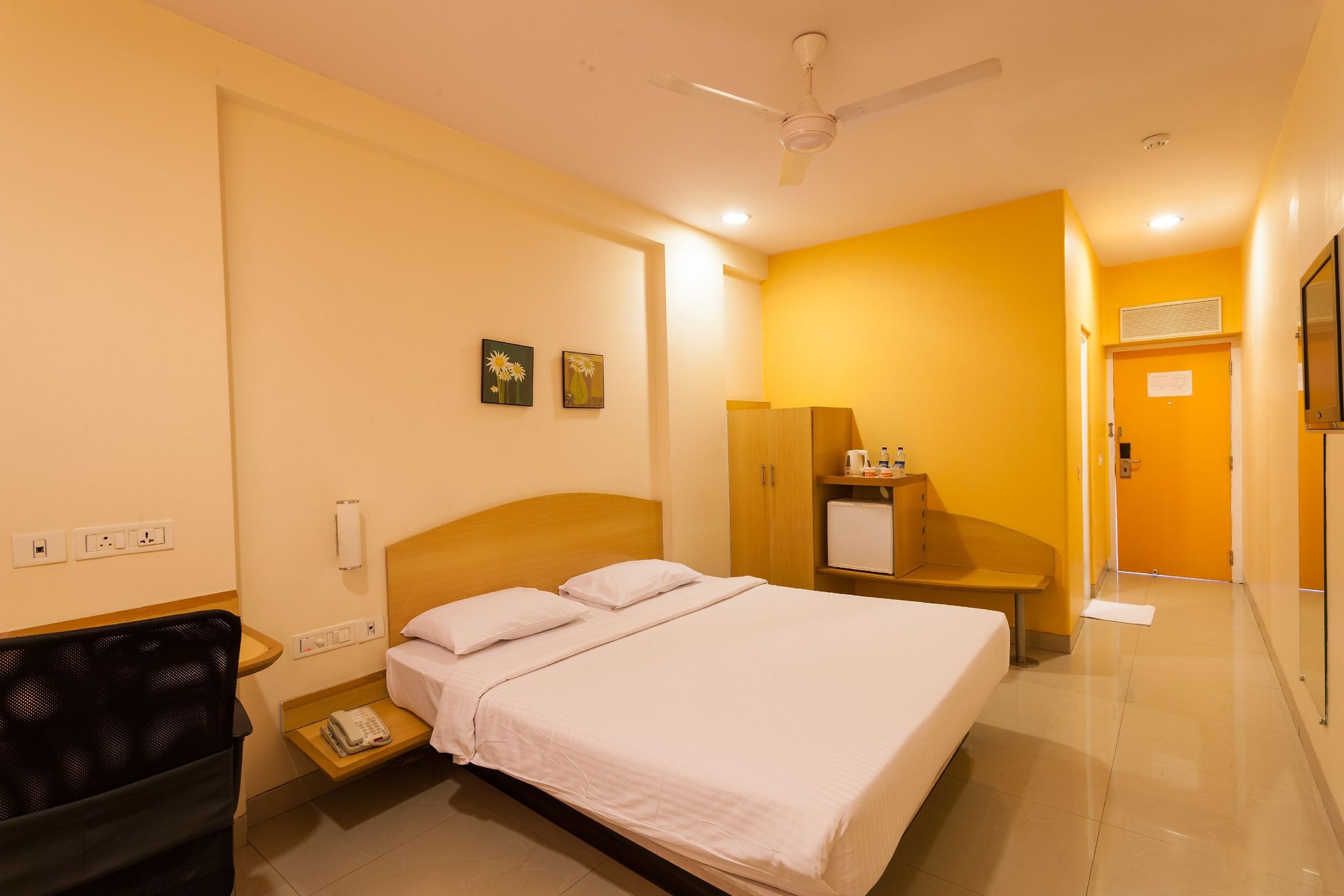 Ginger Nashik Double Room 2