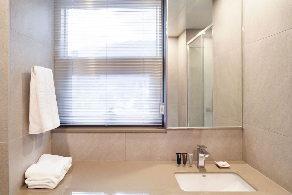 Eden Foret Hotel Bunker Twin Room 8