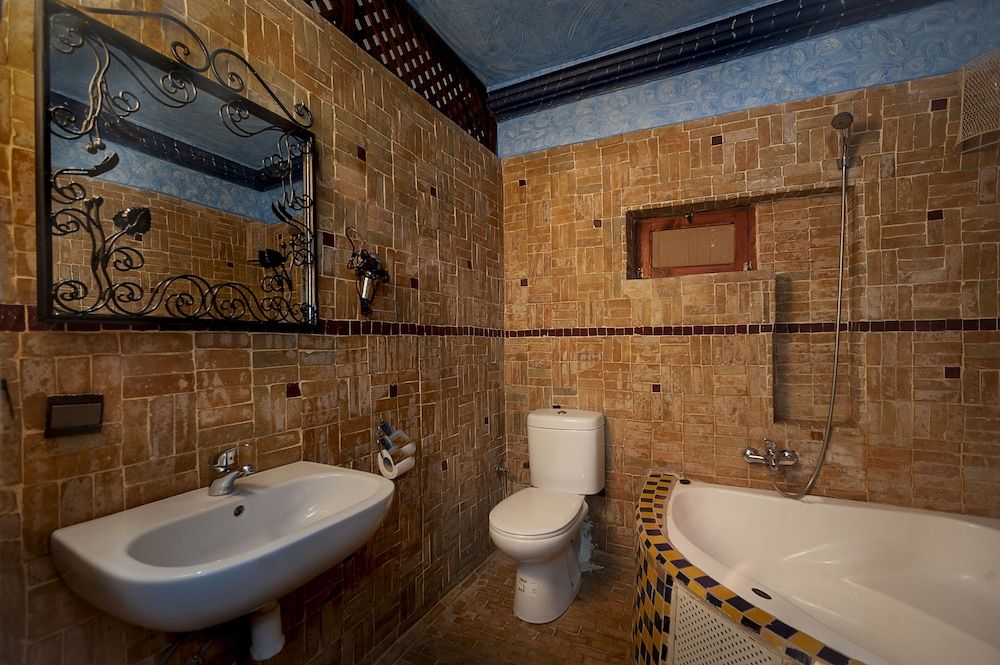 Dar Adrar Triple Room, Ensuite 4