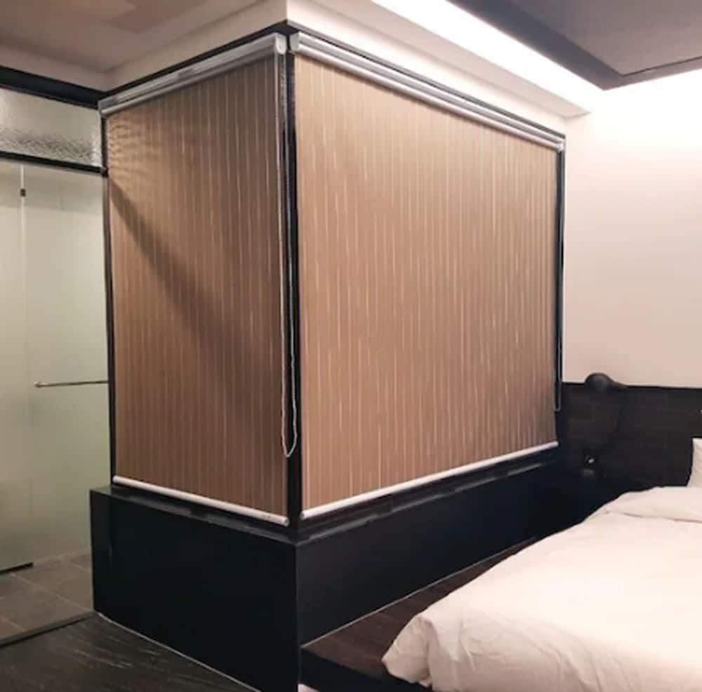 Hotel Wanted Family Twin Room 12