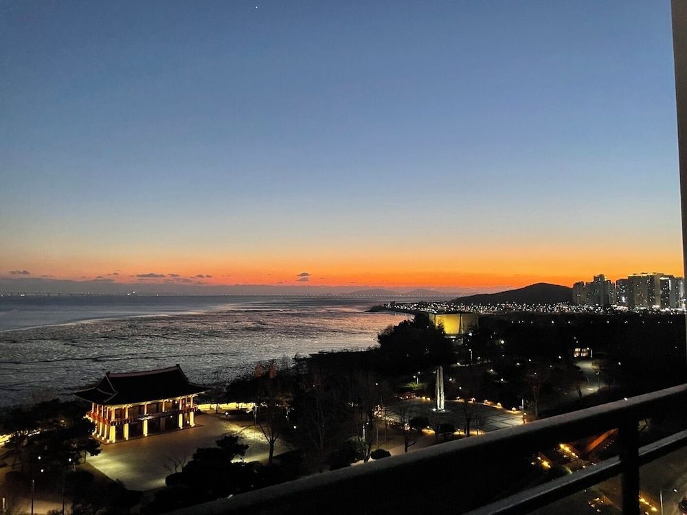 Airsky Hotel Premier Double Room, Ocean View/Terrace 5