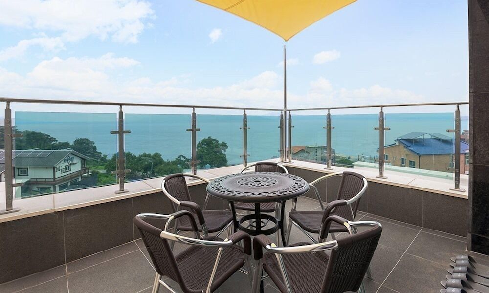 Elijah Resort Premium Pool Villa 5