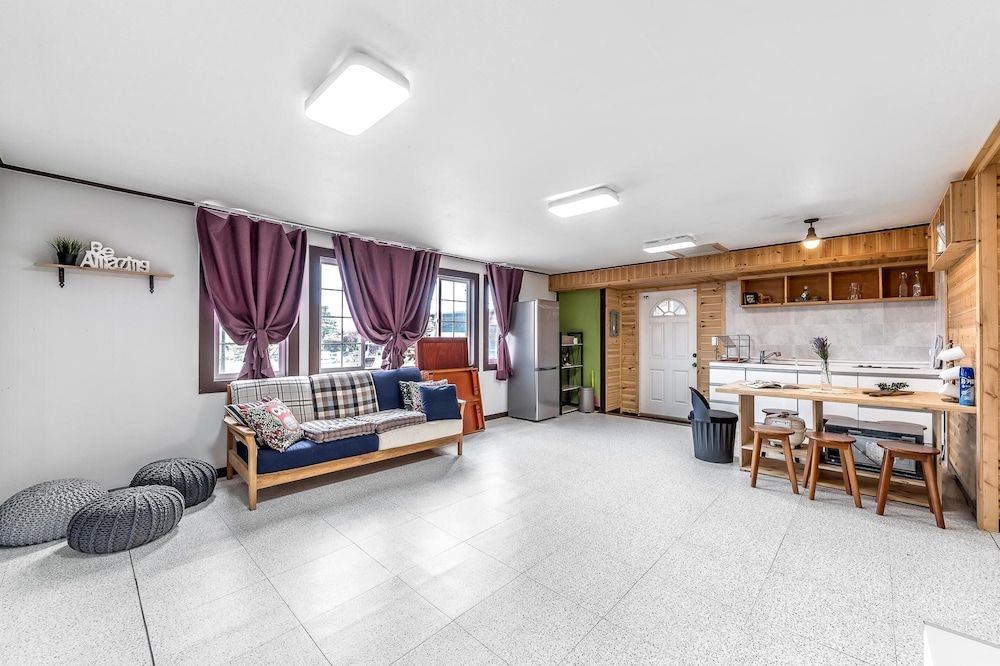 Ganghwa Rodemhouse Pension