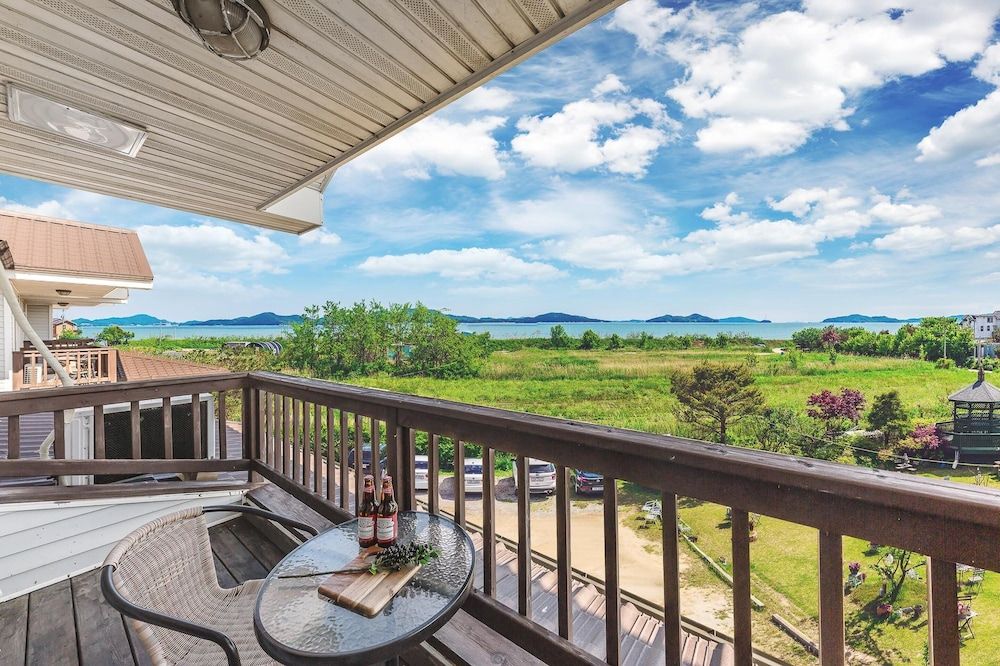 Ganghwa Rodemhouse Pension Basic Room, 1 Bedroom (Eoleji) 5