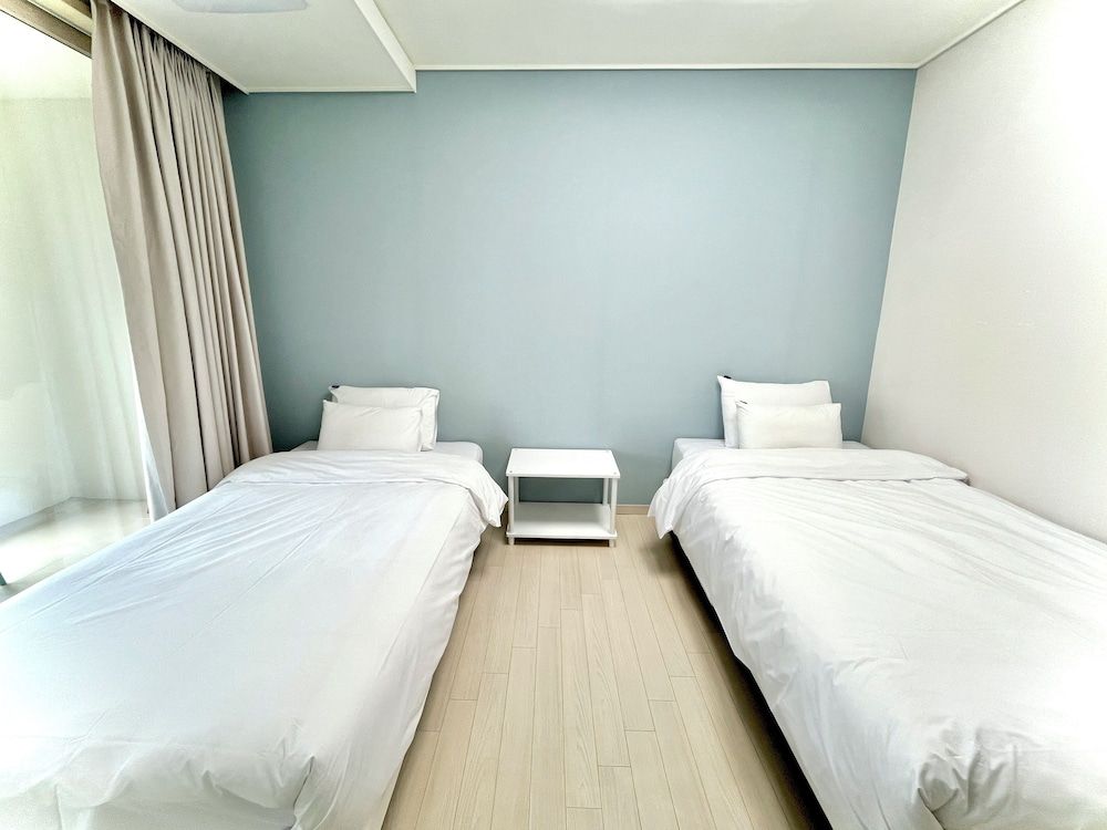 Landmark Stay in Songdo Standard Single Twin