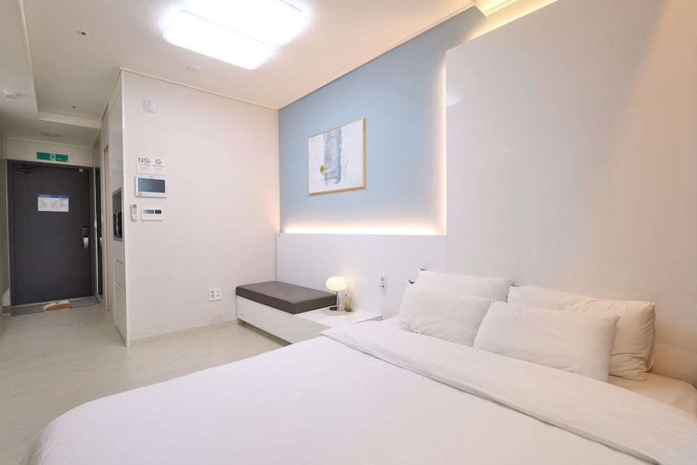 Landmark Stay in Songdo Standard Room 3