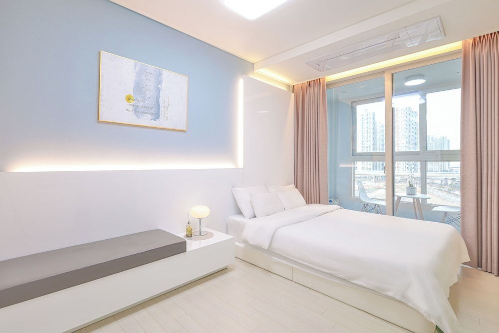 Landmark Stay in Songdo Standard Room 2