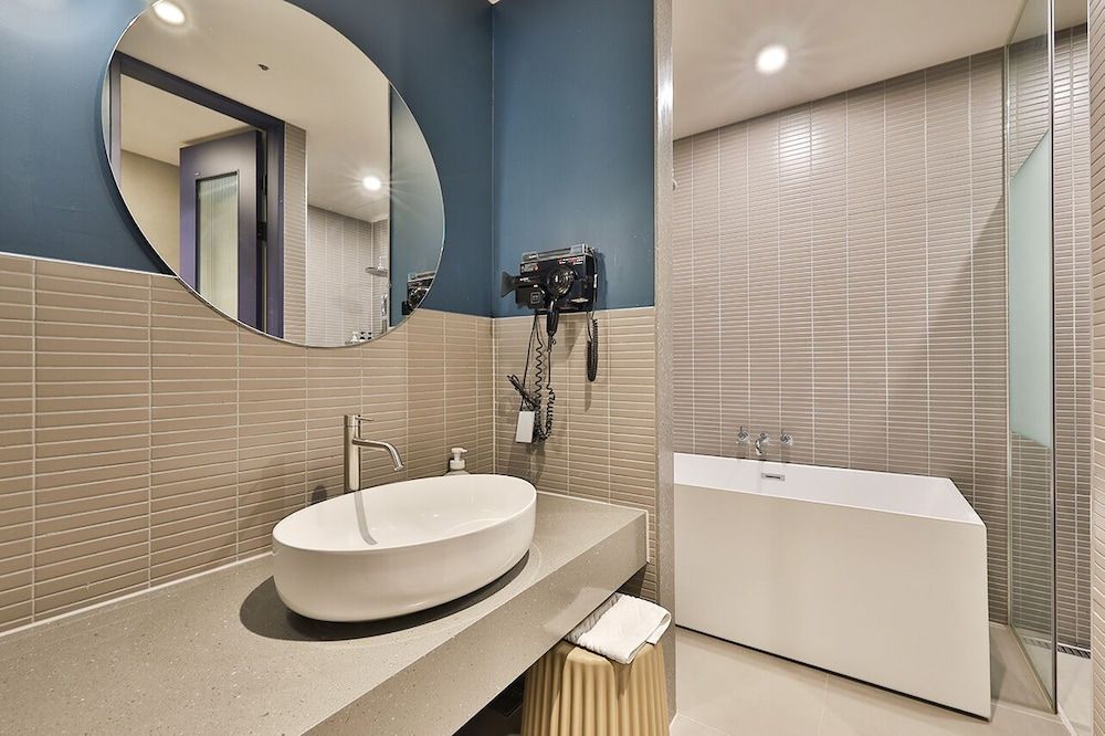 Number25 Hotel Soraepogu Standard Double Room 5