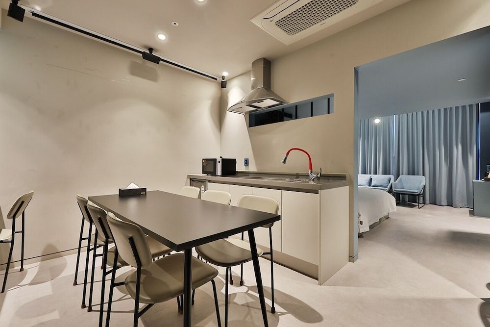 Number25 Hotel Soraepogu Family Quadruple Room 7