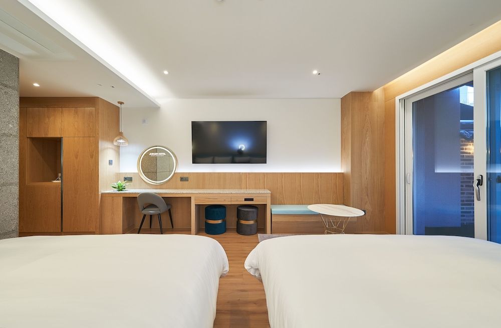 JN Park Hotel Terrace Twin 3