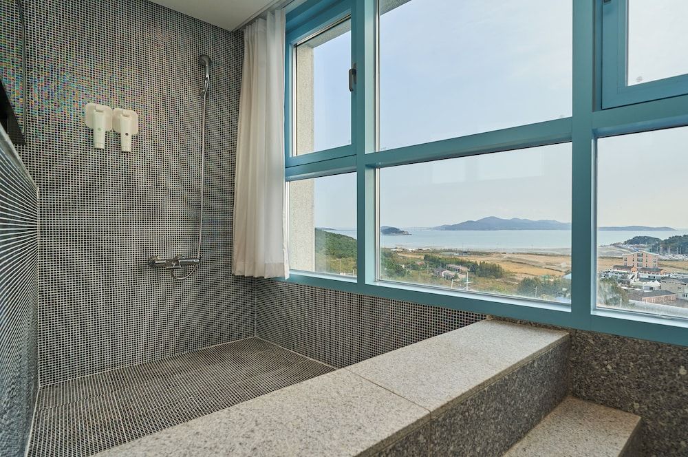 JN Park Hotel Royal Suite 3