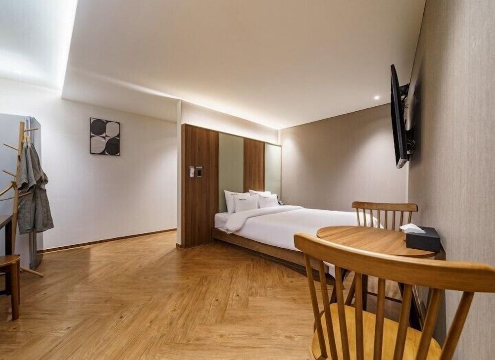 Brown Dot Hotel Eurwangri PREMIUM B 7