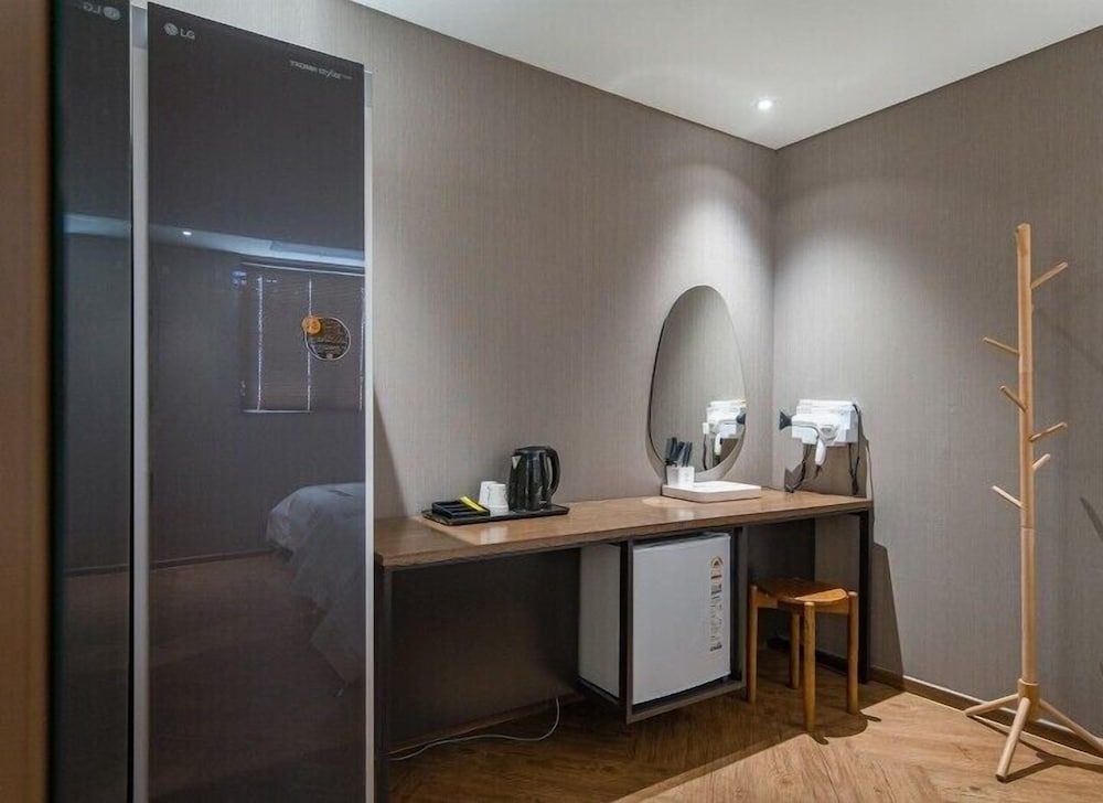 Brown Dot Hotel Eurwangri TWIN ROOM 15