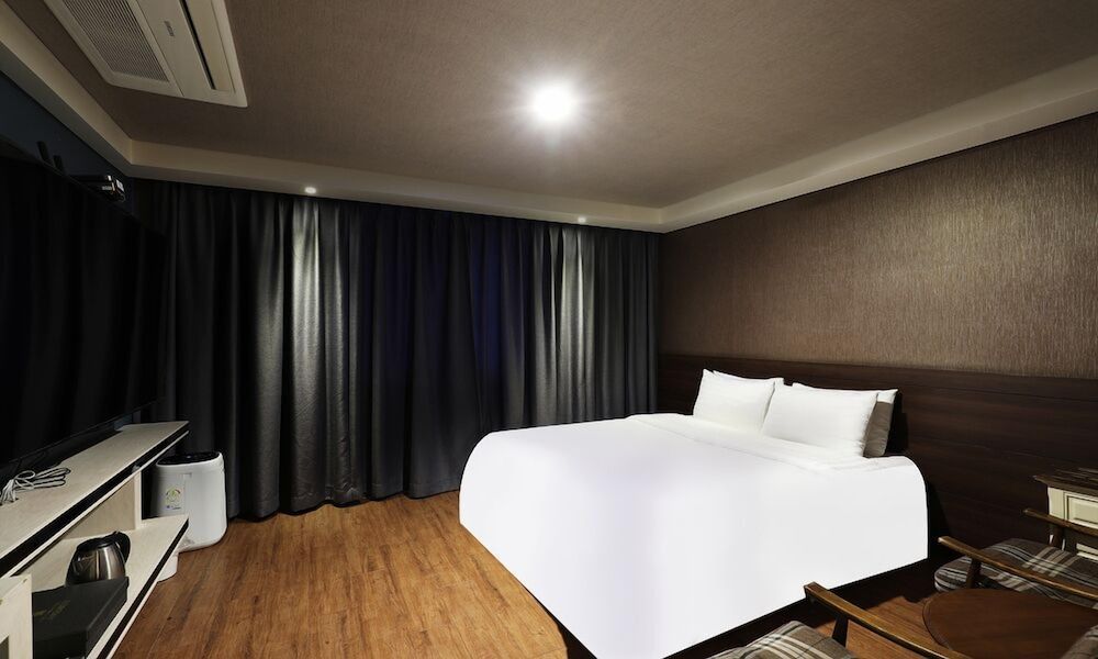 Cheongju The Mark Hotel Standard