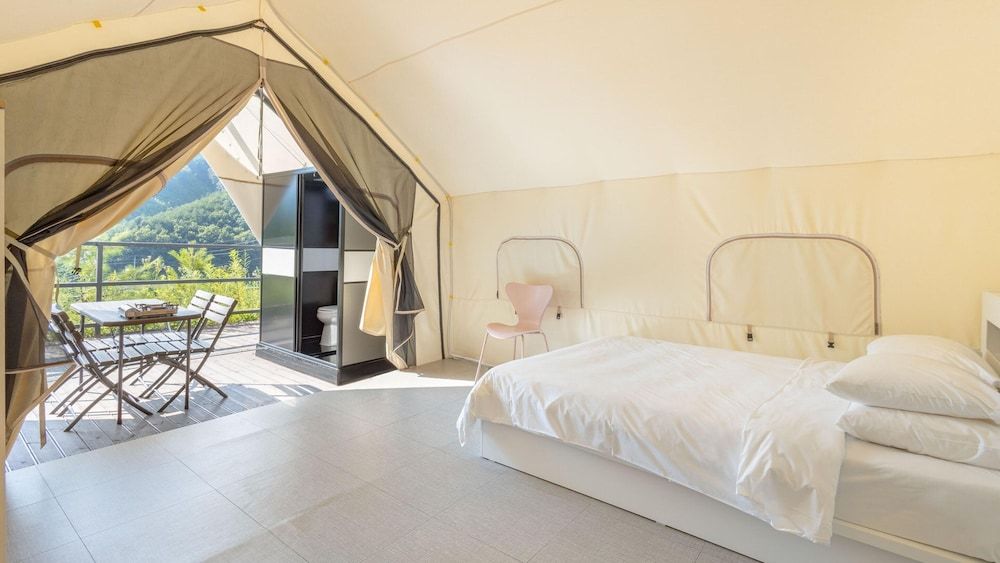 Hongcheon Toliaigeullaemping Basic Room, 1 Bedroom (Geullaemping203dong(2danji))