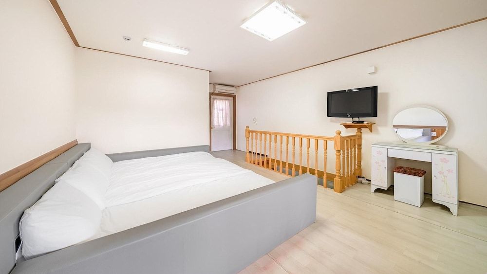 Hongcheon Byeolkaem Kidspulbilla Basic Room, 2 Bedrooms ((kidsroom,poolvila)) 4