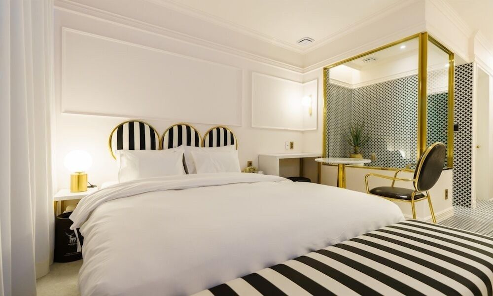 YANGJU IPPDA HOTEL More Pretty Room - Bathtub 3