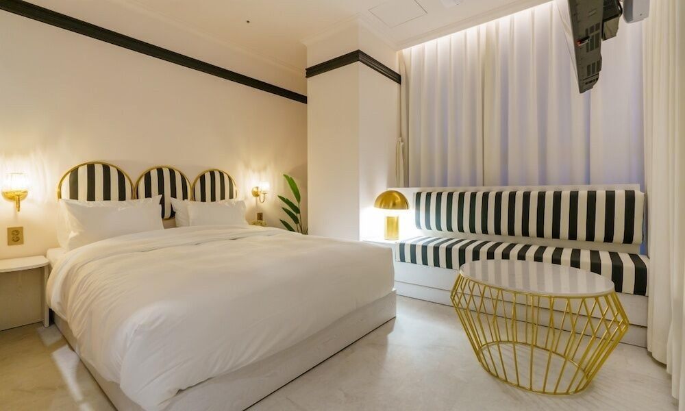 YANGJU IPPDA HOTEL More Pretty Room - Bathtub 5