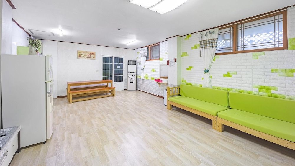 Yeongwol Gangeulpumeunsoo Pension