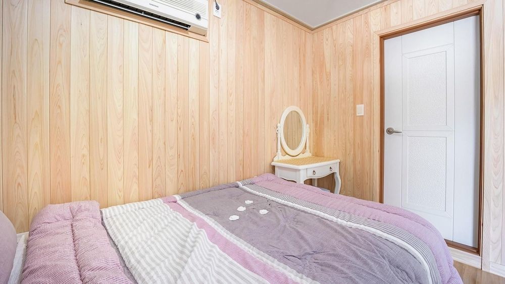 Yeongwol Gangeulpumeunsoo Pension Basic Room, 1 Bedroom (Haengunuiyeosin tike) 3