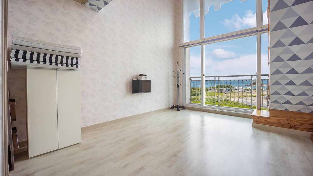 Taean Happyzonepension Basic Room, 1 Bedroom (302) 5