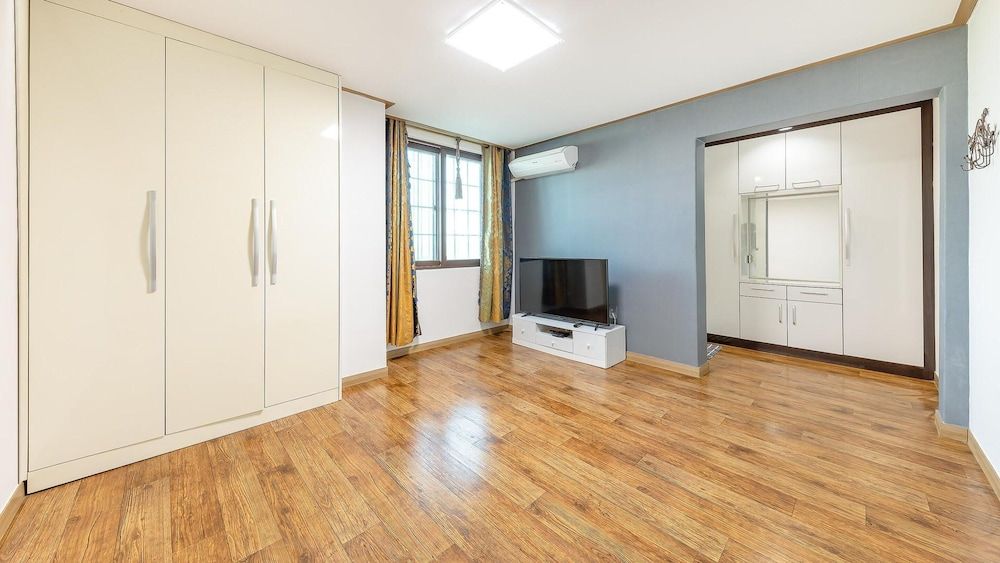 Taean Hagampo Rendezvous Pension Basic Room, 2 Bedrooms (Daehyeong room(Oceanview)) 8