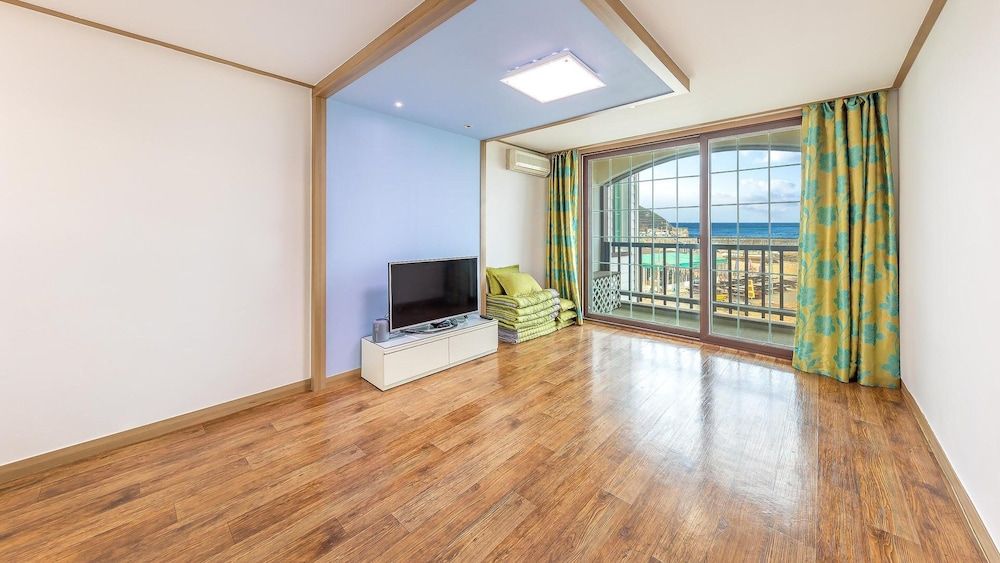 Taean Hagampo Rendezvous Pension