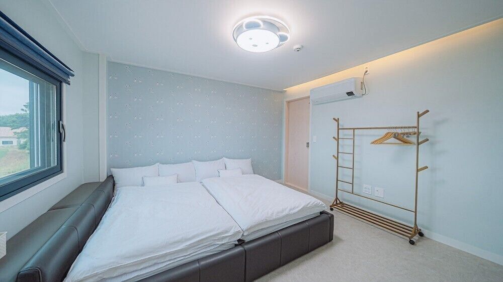 My Kids Pool Villa Room (1dong)