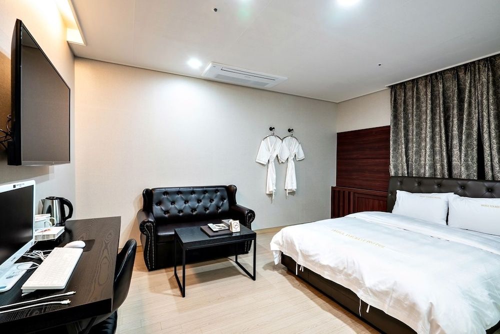 Siheung Seoul Tourist Hotel Standard Double Room 17