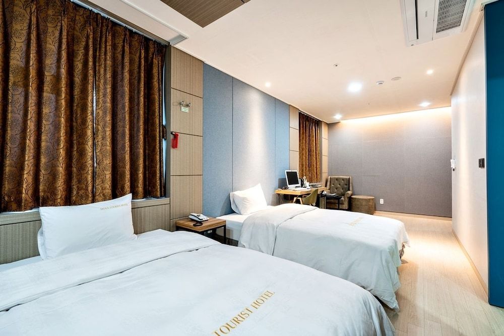 Siheung Seoul Tourist Hotel Deluxe Twin Room