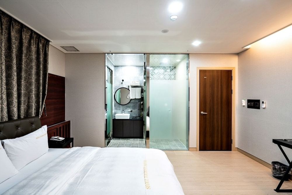 Siheung Seoul Tourist Hotel Standard Double Room 16