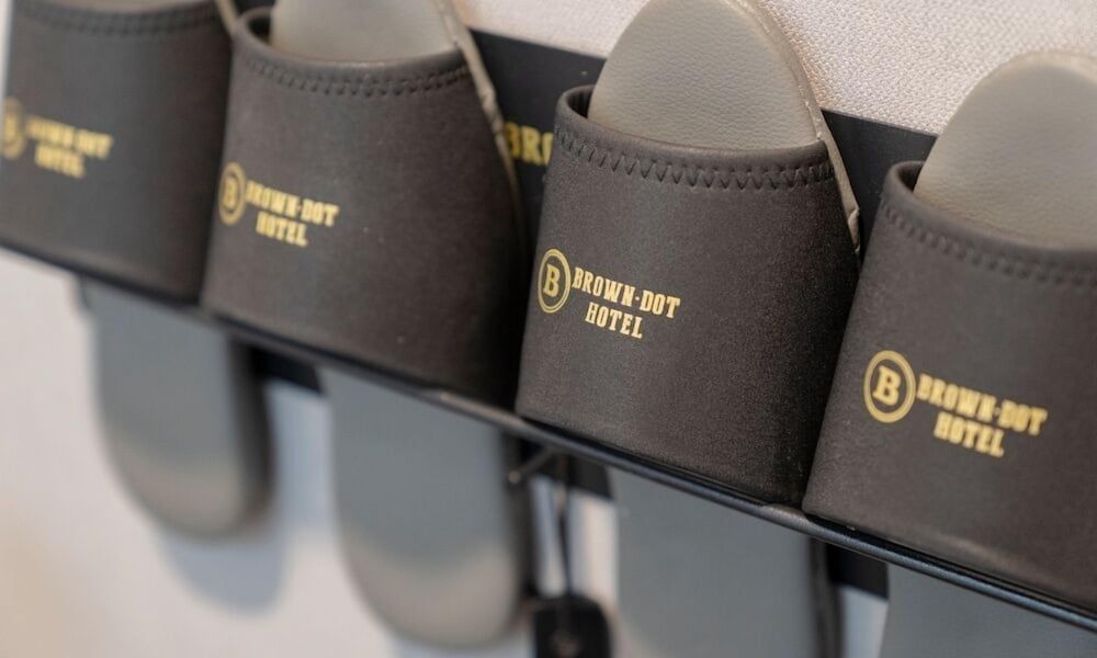 Brown Dot Geobuksum Twin Room (Randomly assigned) 7