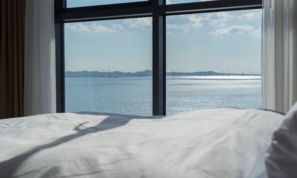 Brown Dot Geobuksum Deluxe Double Room (Randomly assigned) 3