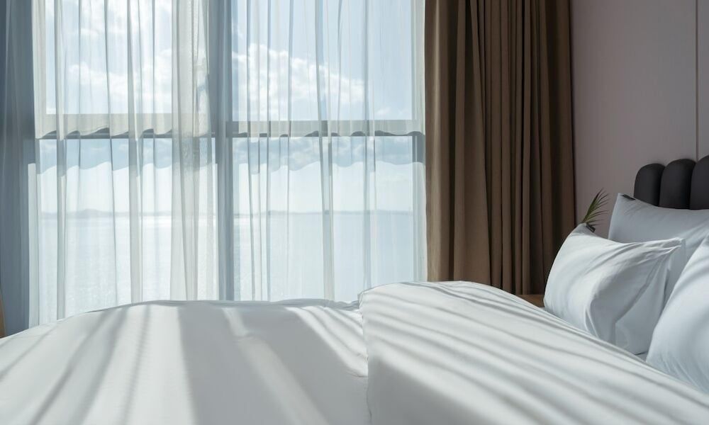 Brown Dot Geobuksum Deluxe Double Room (Randomly assigned) 2