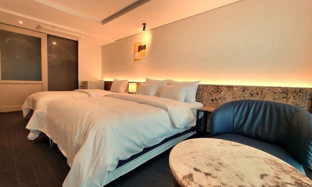 HOTEL GITE Twin Room 5