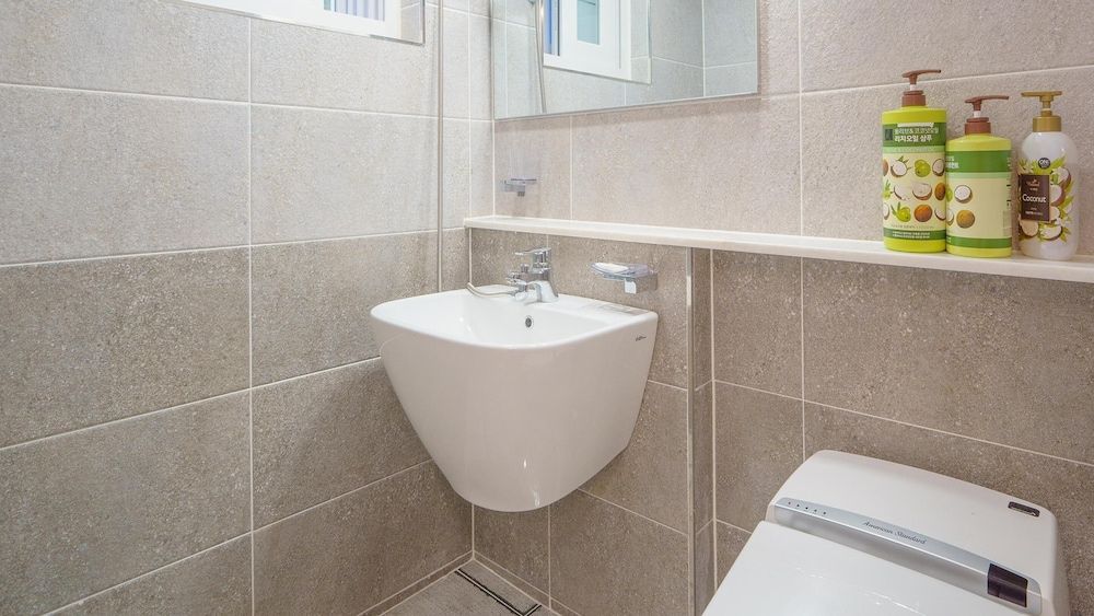 Pohang Playbeach Poolvilla Basic Room, 1 Bedroom (Yeorum) 8