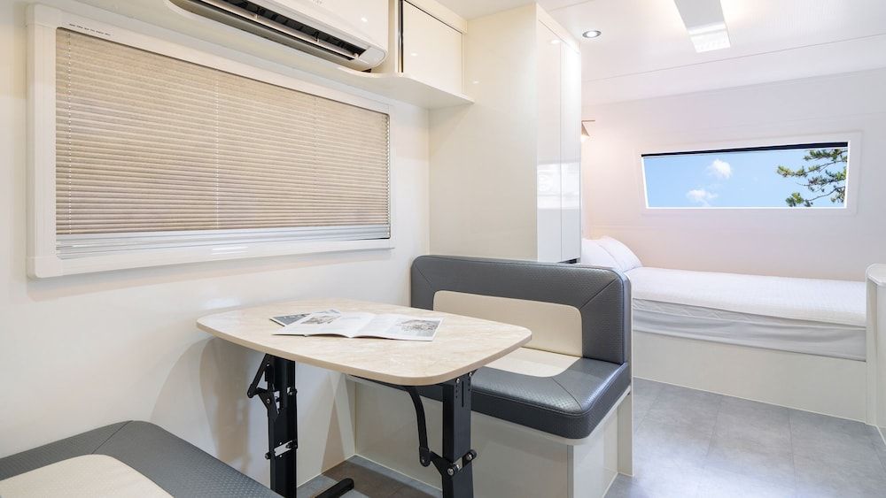 Pohang Puleungolae Caravan