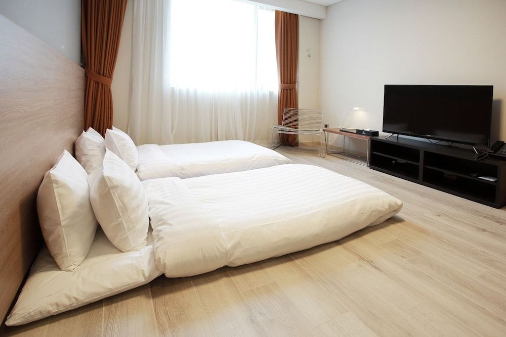 Gangneung City Hotel Traditional Room (Ondol) 2