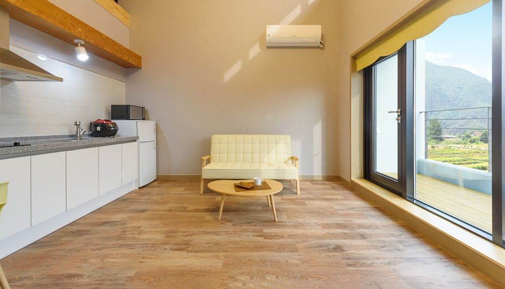Gyeongpoen Pension Duplex (#302) 5