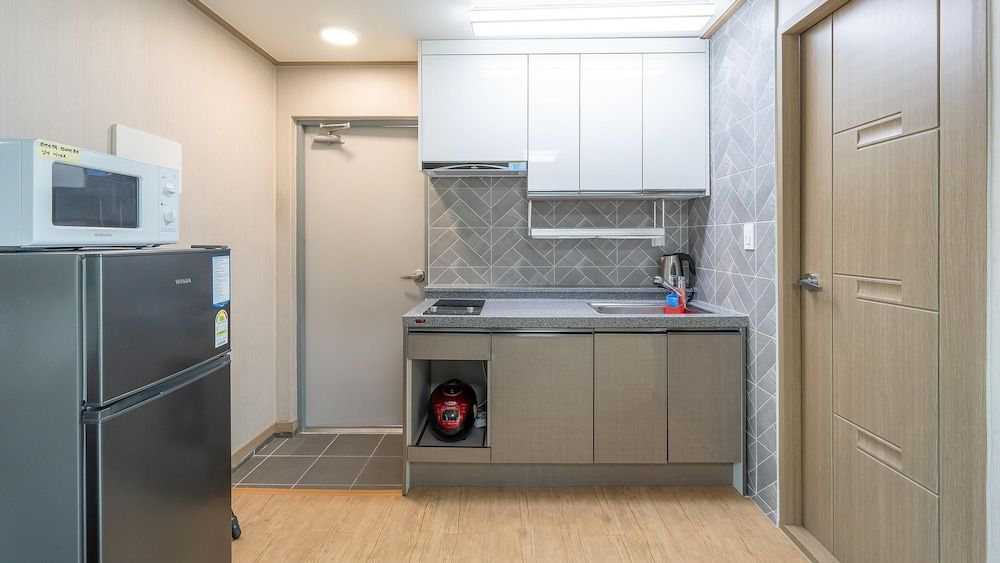 Gangneung Glad Pension Basic Room, 1 Bedroom (301) 5