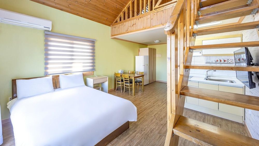 Gangneung Haeramchaepension Basic Room, 1 Bedroom (Deulgughwa 2cheung(withpet))