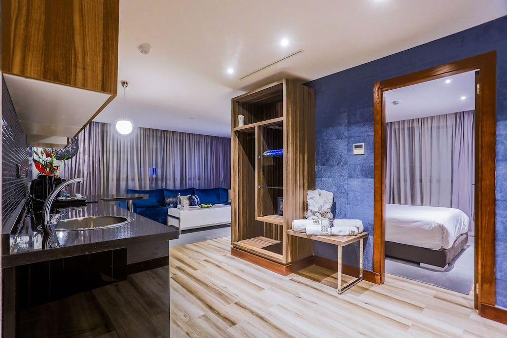 SBN Suite Hôtel Family Suite, 2 Bedrooms 6
