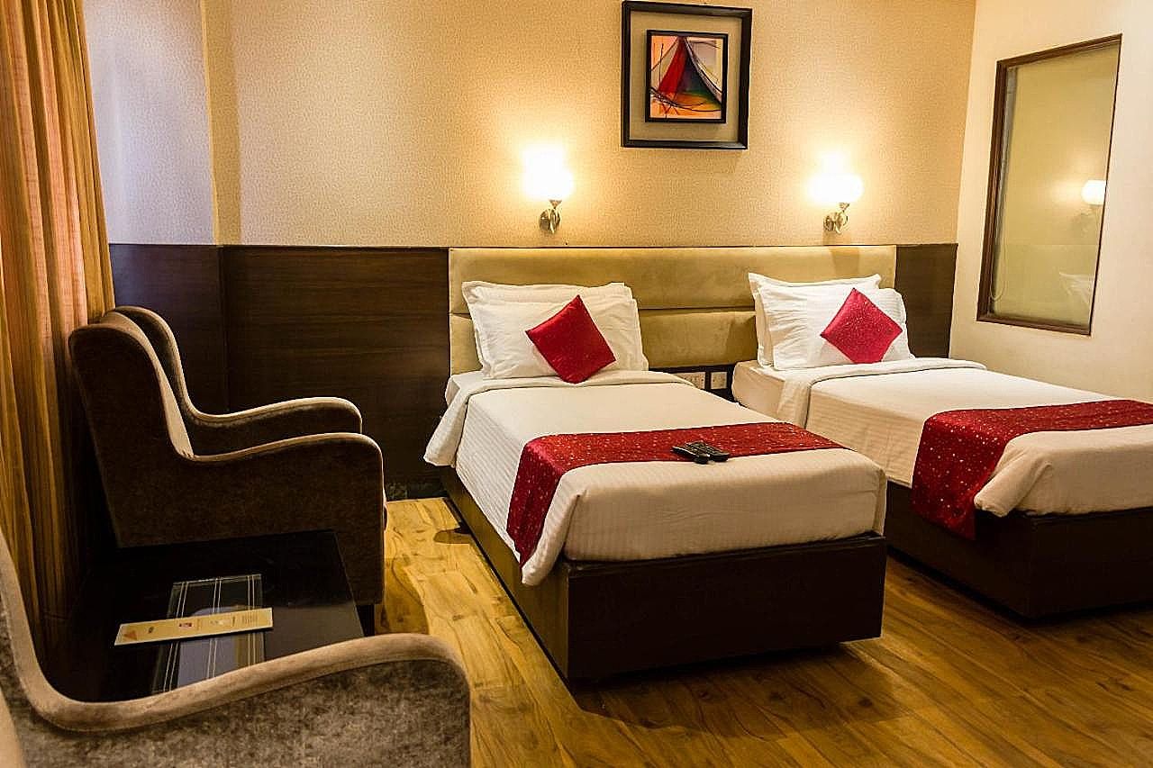 Royal Regency Lifotel by Crossway Deluxe Room