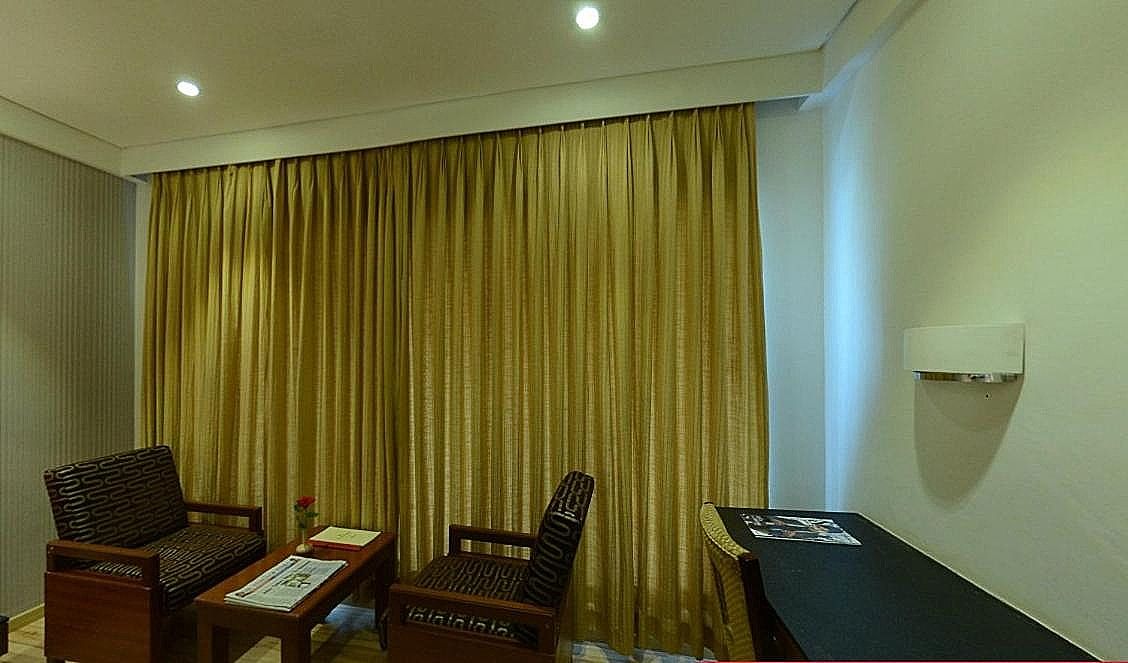 Royal Regency Lifotel by Crossway Deluxe Room 3